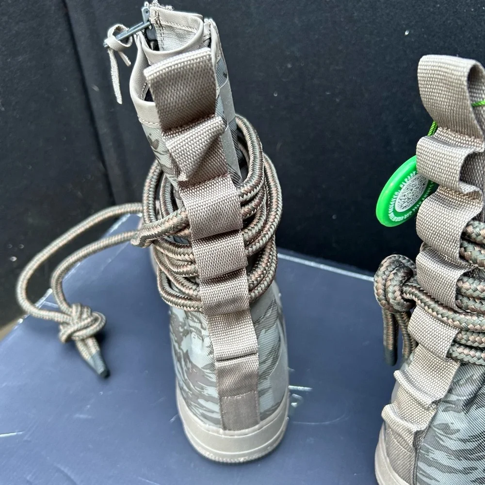 Nike High-Top Sneakers in Gray and Brown